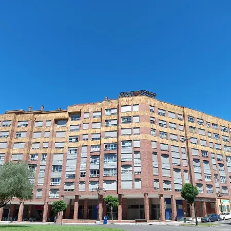 Chevere Blanco Con Garaje Apartmán *