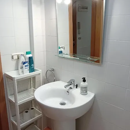 Chevere Blanco Con Garaje Apartmán